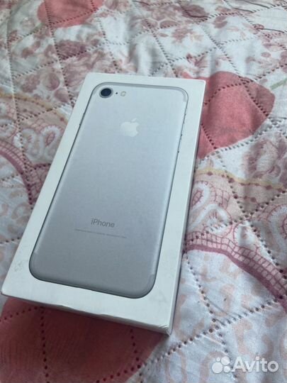 iPhone 7, 128 ГБ