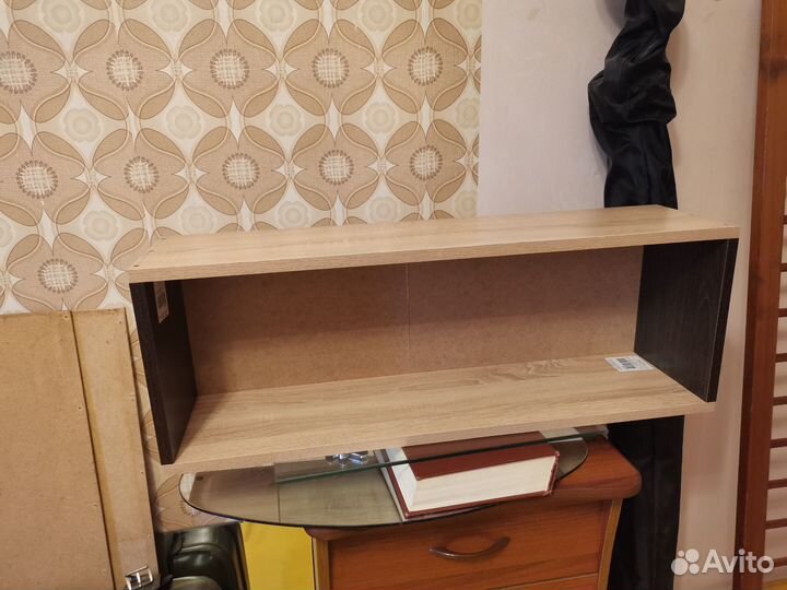 Книжные полки навесные