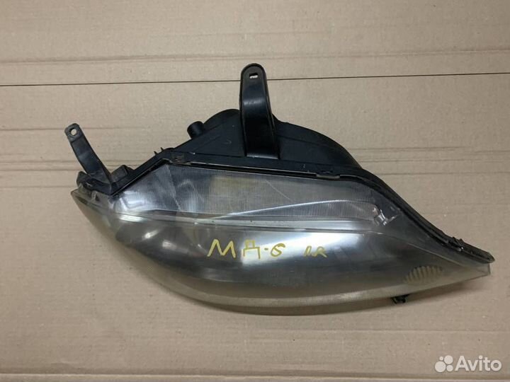 Фара R mazda demio DY3W