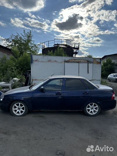 Запчасти на LADA priora