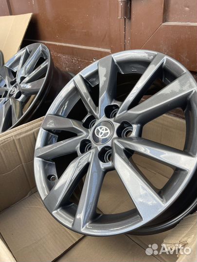 Оригинальные диски на Toyota Corolla,Avensis,Camry