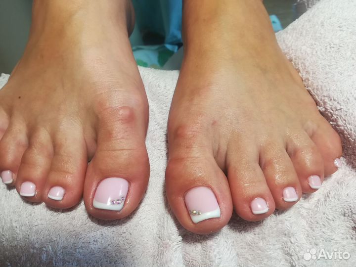 Маникюр и педикюр. Восковая депиляция