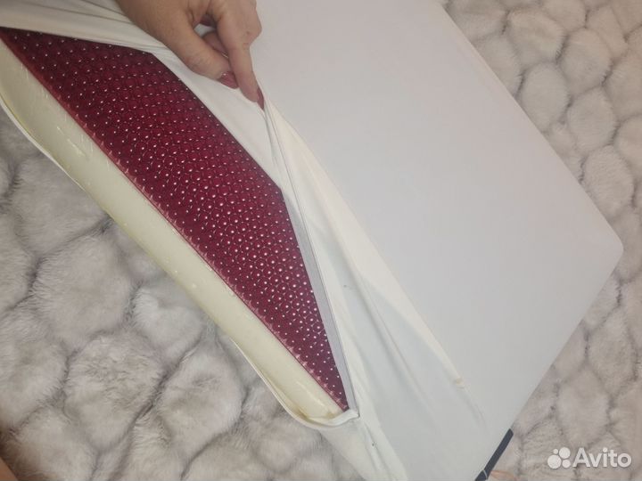 Подушка ортопедическая,с гелем