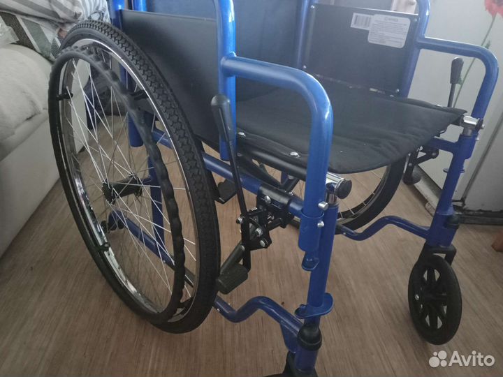Инвалидная коляска