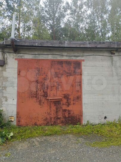 Гараж, > 30 м²