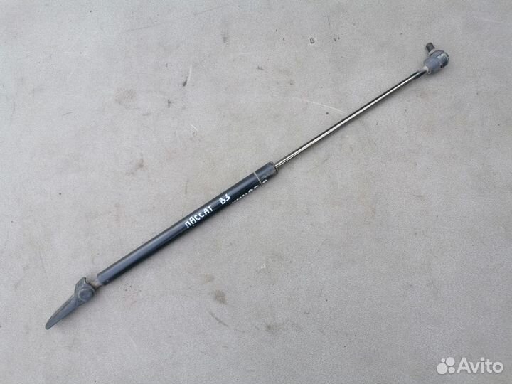 Амортизатор двери багажника для VW Passat (B3)