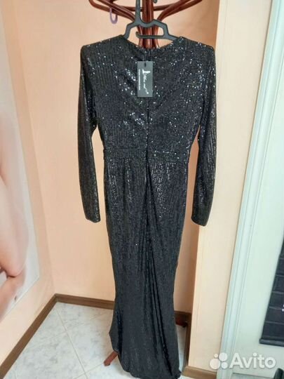Вечернее платье в пол