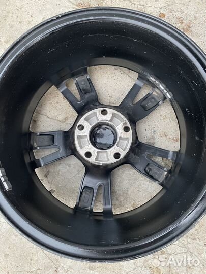 Диск литой R16 6.5J 5x114.3 ET40 кик Фишт алмаз