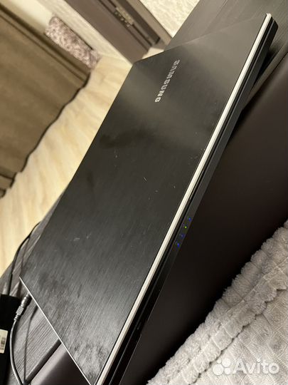 Ноутбук samsung