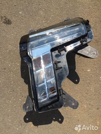 Птф правая на Кадиллак эскалейд 4