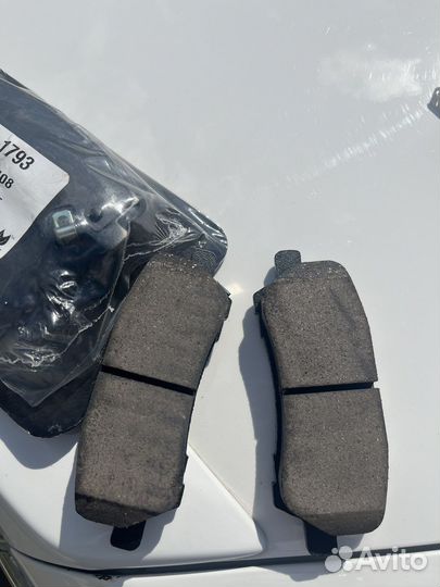 Колодки задние Ford Mustang 2.3