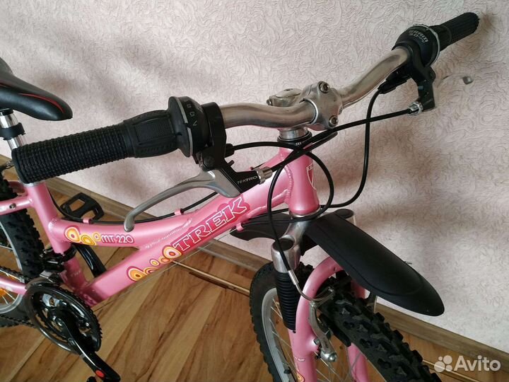 Велосипед Trek MT 220-24