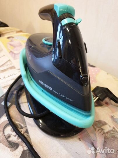 Беспроводной утюг redmond RI-C234