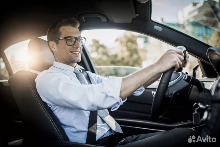 Требуется водитель на личном автомобиле