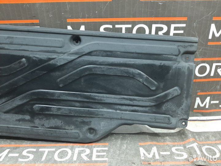 Защита днища кузова правая Mercedes-Benz S-Class