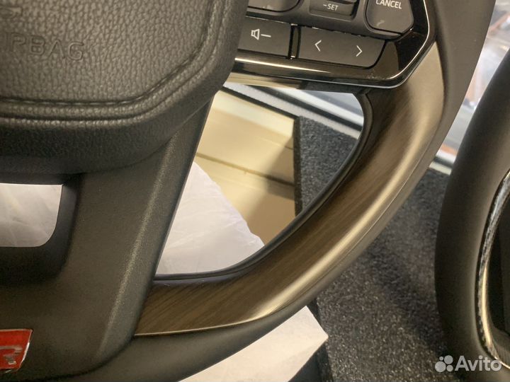 Руль на Toyota Land Cruiser стиль LC 300