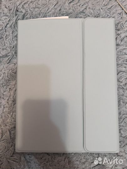 Чехол с клавиатурой iPad