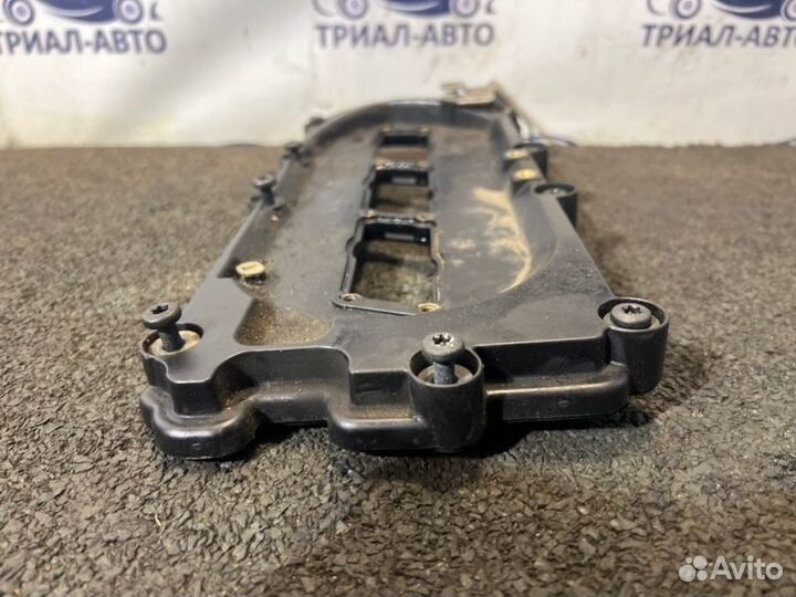 Клапанная крышка Q7