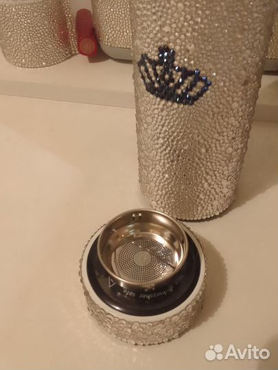 Термос в хрустальных стразах