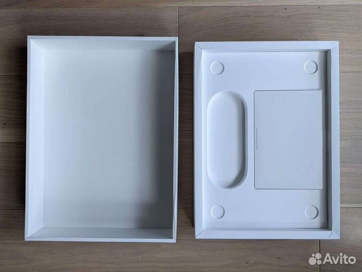 Коробка от MacBook pro 14