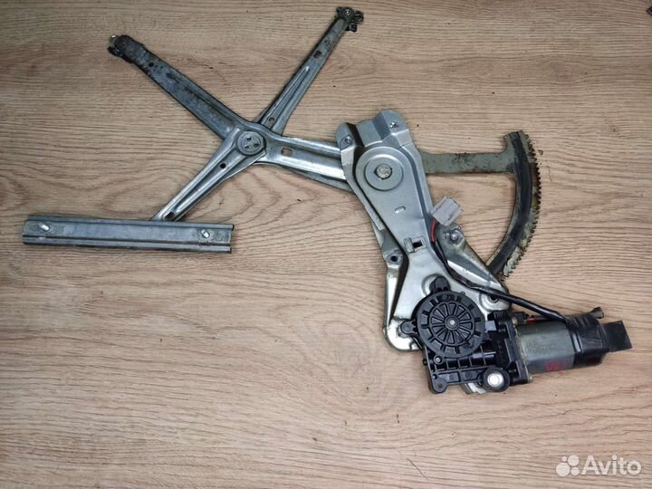 Стеклоподъёмники, Volvo 960