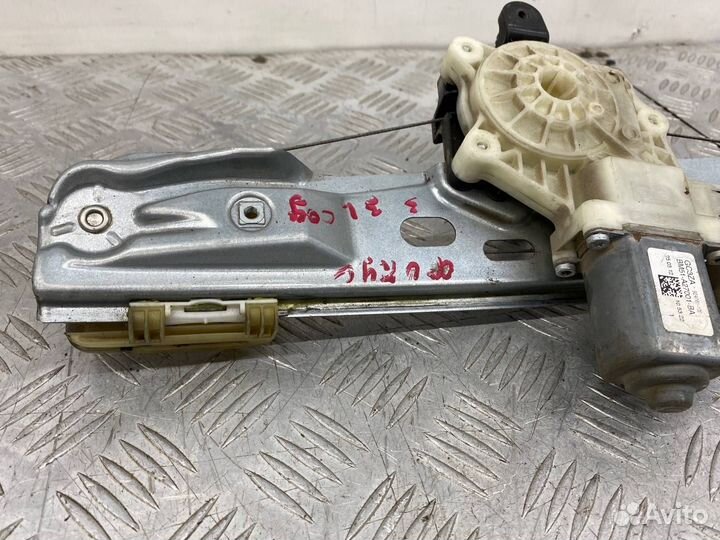 Б/У Стеклоподъемник (Механизм, привод, двери)