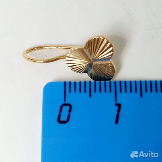 Золотые серьги