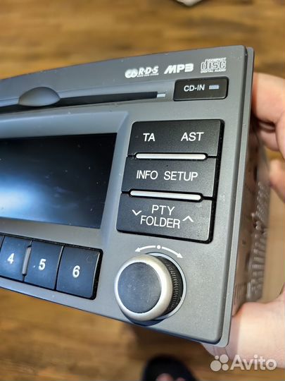 Штатная автомагнитола Kia Rio 2005-2011 (JB)