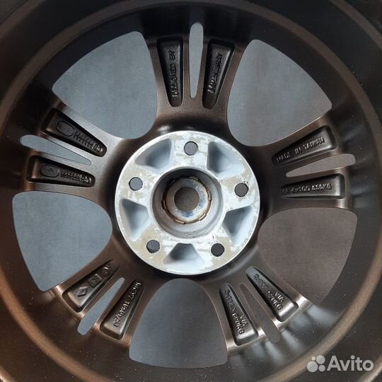 Литые диски R16 5x114.3 Reverline арт. 24-48