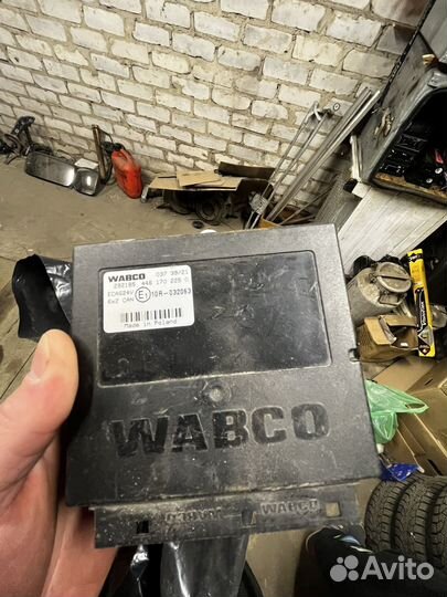 Блок управления пневмоподвеской wabco