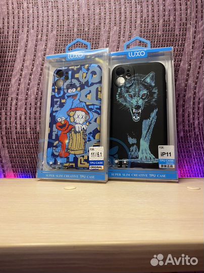 Чехол luxo kaws на iPhone