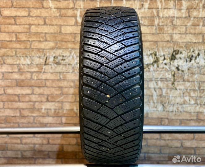 Goodyear Ultragrip Ice Arctic 195/55 R16