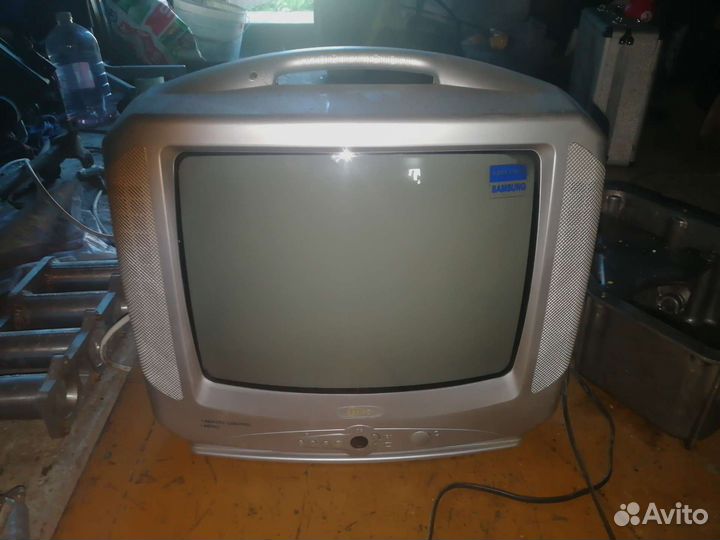 Телевизор samsung