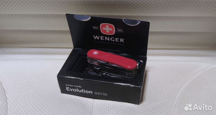 Нож Wenger Evolution S 54 1.54.59.300 Швейцария