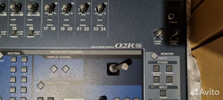 Микшерный пульт Yamaha 02R96