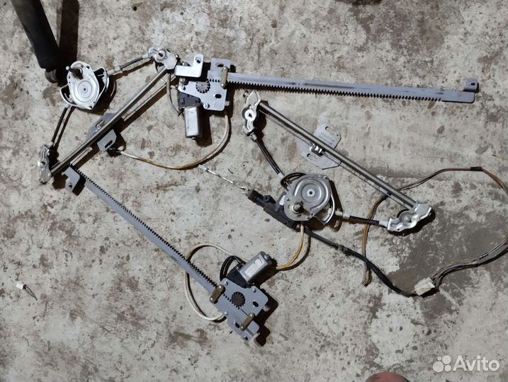 Стеклоподъёмник на УАЗ патриот