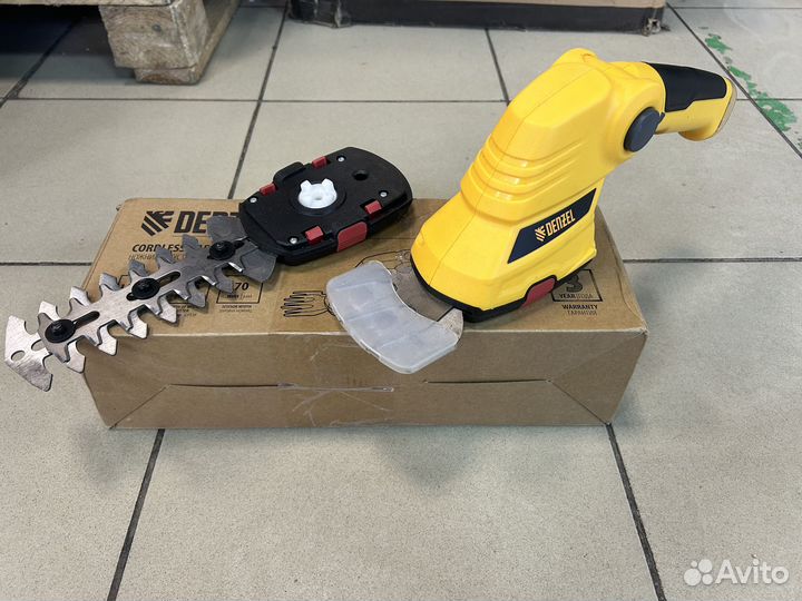 Ножницы-кусторез аккумуляторныеdenzel G411 96817