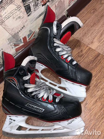 Хоккейные коньки bauer