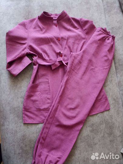 Медицинский костюм