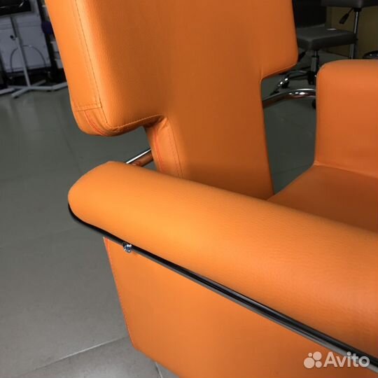 Кресло парикмахерское