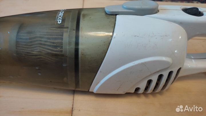 Пылесос вертикальный dexp M-800V