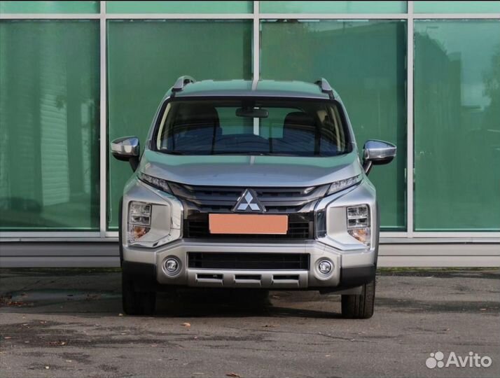 Mitsubishi Xpander Cross 1.5 AT, 2023, 15 км