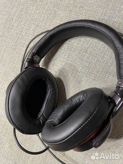 Наушники Sony MDR-1A
