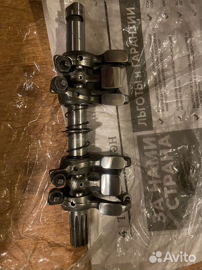 Клапанный рокер Suzuki Bandit 400