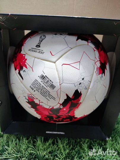 Футбольный мяч adidas красава 2017 fifa pro