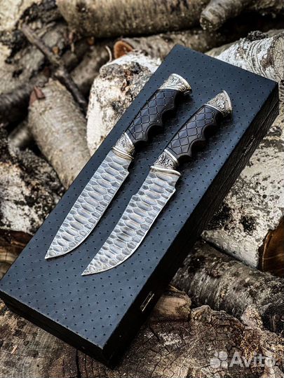 Нож из дамасской стали