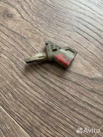 Датчик ABS передний Volvo V60 S60 FW48 2011