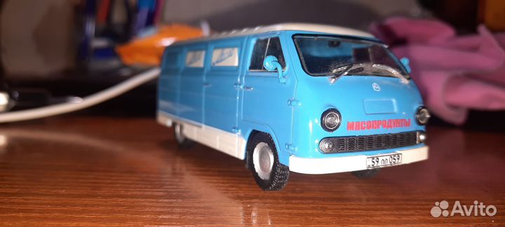 Модель автомобиля ераз 762б 1:43