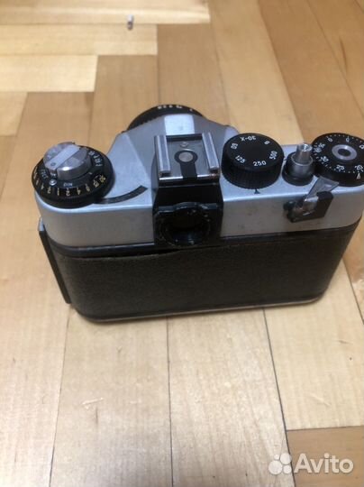 Фотоапарат зенит ет