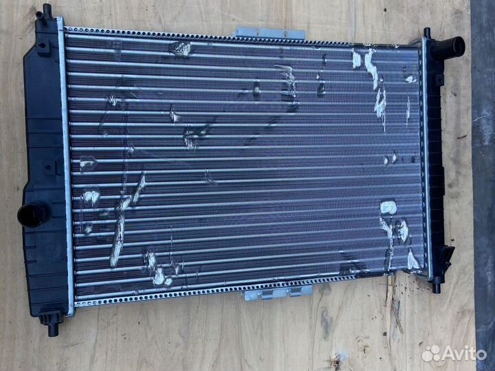 Радиатор охлаждения chevrolet aveo t250